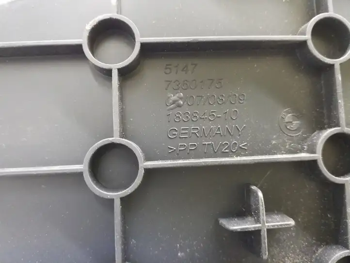 BMW 7 G11 G12 (2015 - 2022) 7360175 Ящик для хранения в багажнике — фото 2