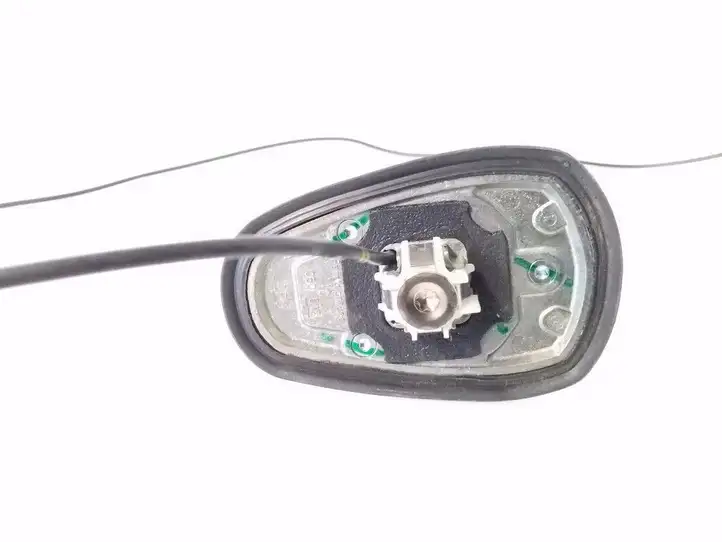 Mercedes-Benz C W204 (2007 - 2014) 2048206975 GPS антенна — фото 6