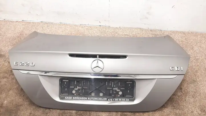 Mercedes-Benz E W211 (2002 - 2009) Крышка багажника — фото 5