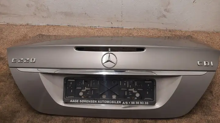 Mercedes-Benz E W211 (2002 - 2009) Крышка багажника — фото 6