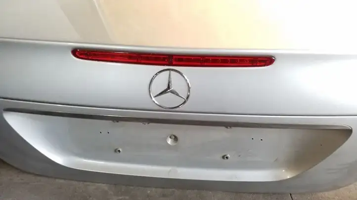 Mercedes-Benz E W211 (2002 - 2009) Крышка багажника — фото 2