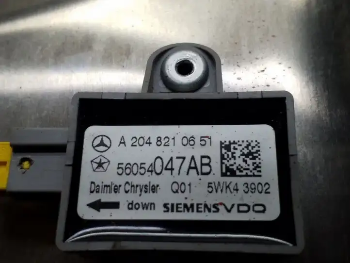 Mercedes-Benz C W204 (2007 - 2014) A2047600734 Стеклоподъемник передней двери (без мотора) — фото 2