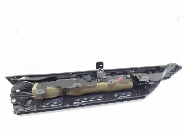 Mercedes-Benz C W204 (2007 - 2014) 9918008039 Прочая отделка багажника — фото 3