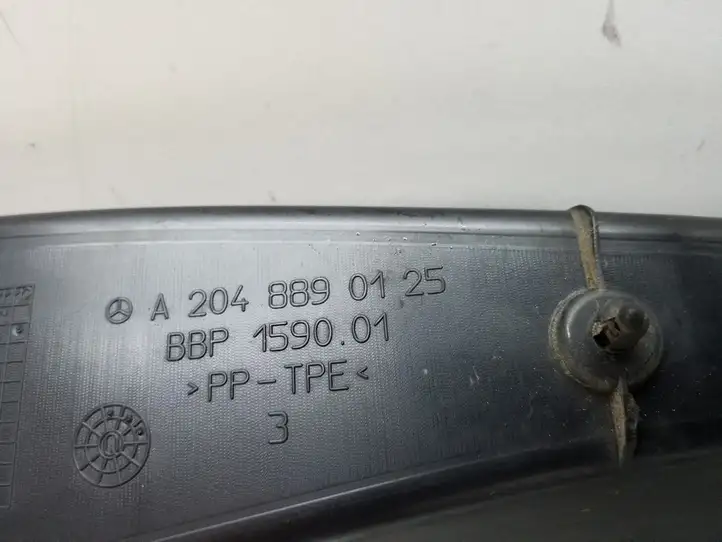 Mercedes-Benz C W204 (2007 - 2014) A2048890125 Накладка крыла — фото 3