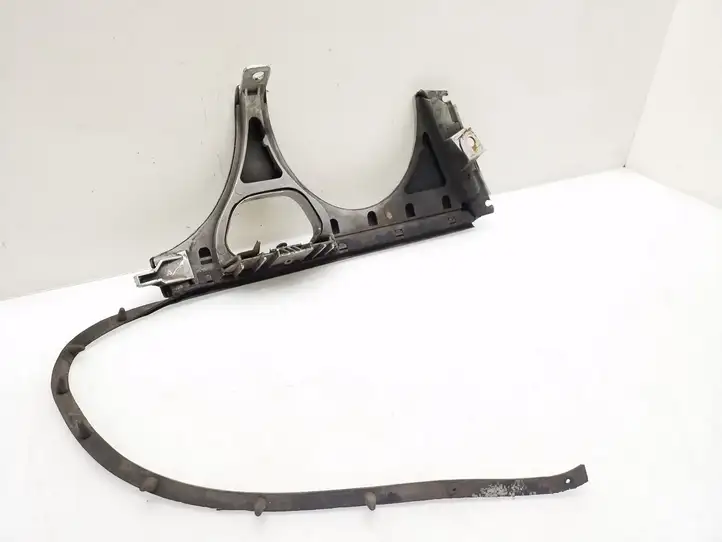 Mercedes-Benz E W210 (1995 - 2002) 2108200312 Окантовка фары — фото 2