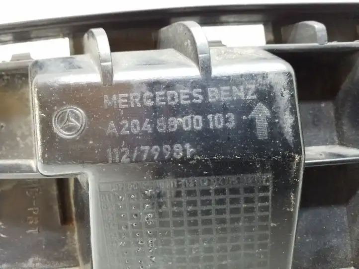 Mercedes-Benz C W204 (2007 - 2014) A2048800103 Кронштейн заднего бампера — фото 3