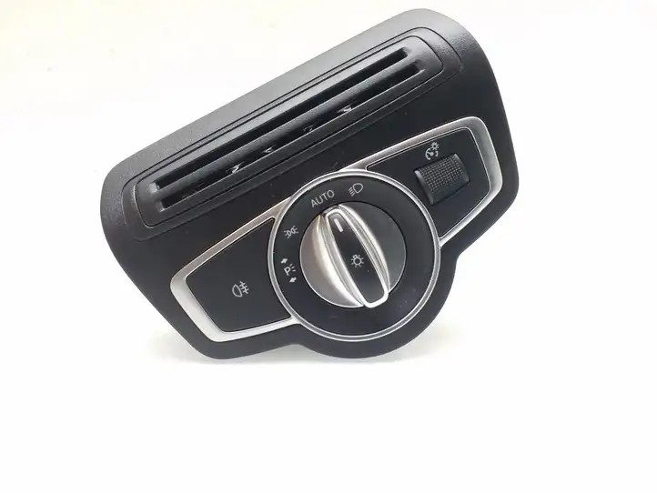 Mercedes-Benz C W205 (2014 - 2021) A2053051810 Включатель фонарей — фото 1