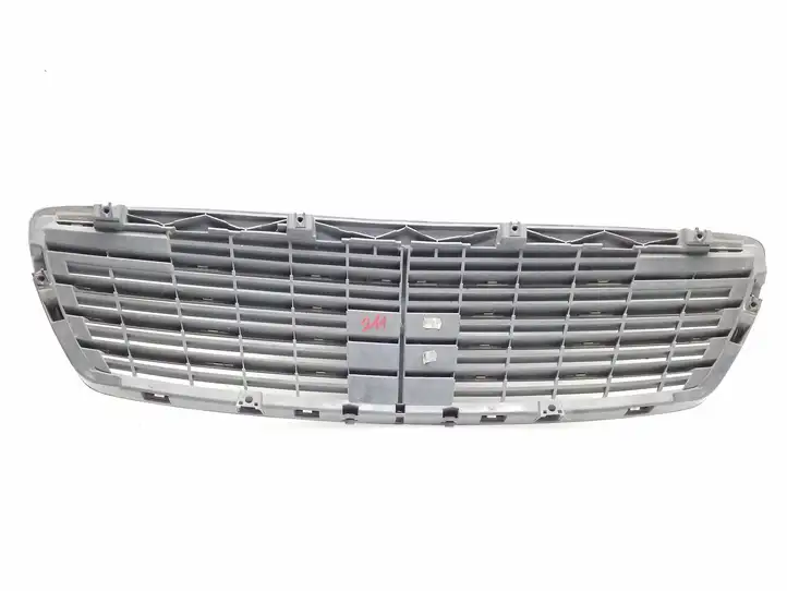 Mercedes-Benz E W211 (2002 - 2009) A2118800283 Передняя решетка — фото 2