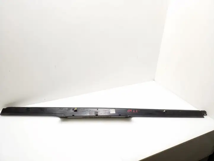 Mercedes-Benz R W251 (2005 - 2013) A2516800135 Внутренняя отделка переднего порога — фото 4