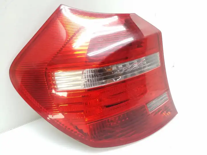 BMW 1 E81 E87 (2004 - 2011) 716485505 Задний фонарь в кузове — фото 2
