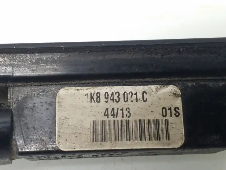 Volkswagen PASSAT B7 (2011 - 2014) 1K8943021C Подсветка номера — фото 5