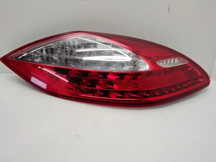 Porsche Panamera (970) (2009 - 2013) 970543000 Задний фонарь в кузове — фото 8
