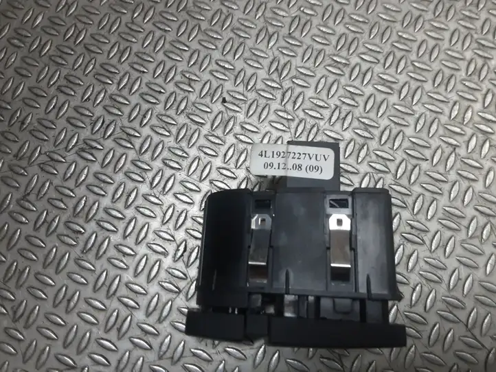 Audi A6 S6 C6 4F (2008 - 2011) 4L1927227VUV Кнопка бардачка — фото 3