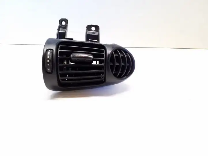 Mercedes-Benz C W203 (2000 - 2007) 2038300154 Боковой воздушный дефлектор — фото 1