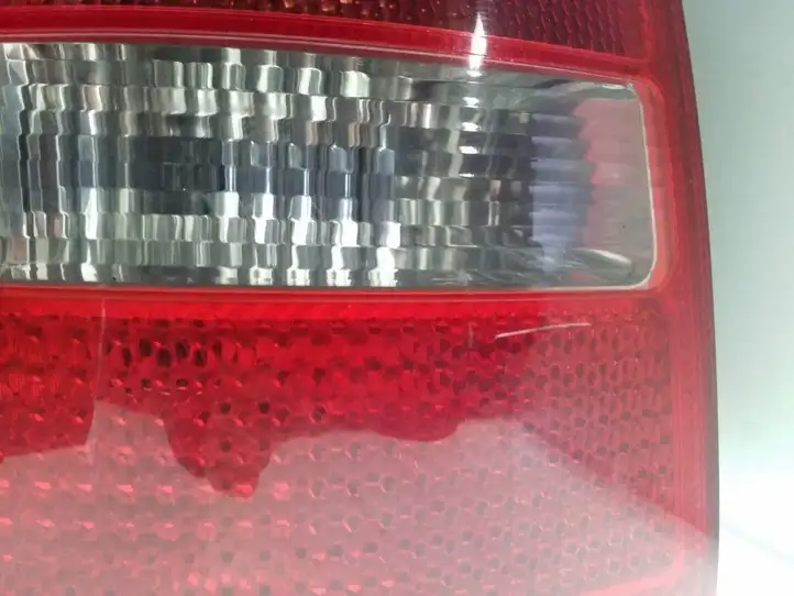 Audi A6 Allroad C5 (2000 - 2006) 4B9945095 Задний фонарь в кузове — фото 5