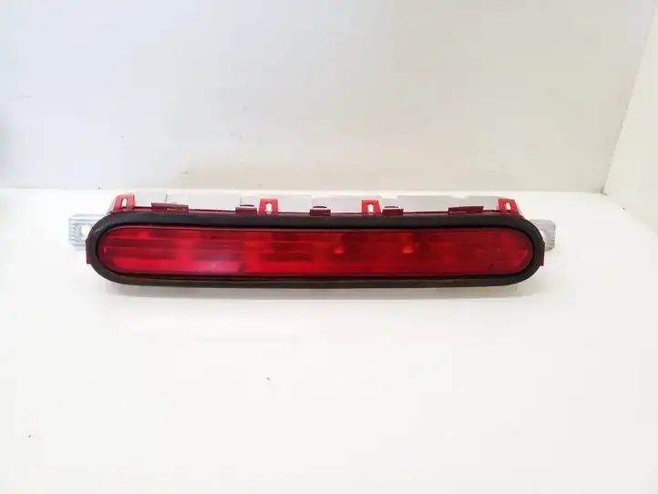 Toyota Corolla Verso AR10 (2004 - 2009) 815700F011 Дополнительный стоп фонарь — фото 1