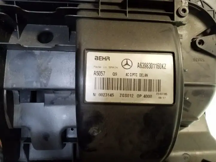 Mercedes-Benz Vito Viano W639 (2003 - 2010) A6398301160 Комплект системы вентиляции салона — фото 6