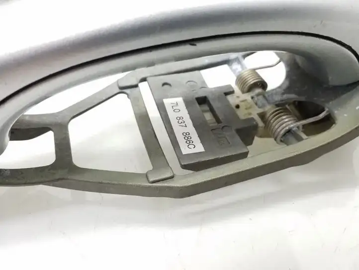 Volkswagen Touareg I (2002 - 2010) 7L0837886C Наружная ручка двери — фото 3