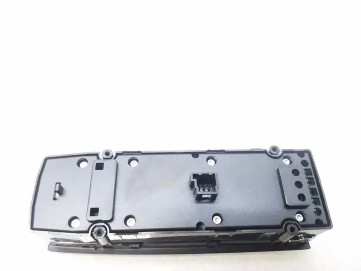 Mercedes-Benz E C207 W207 (2009 - 2017) A2049055402 Блок кнопок стеклоподъемников — фото 4