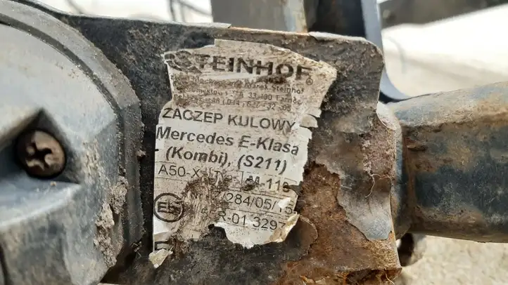 Mercedes-Benz E W211 (2002 - 2009) 52048501 Комплект буксировочного крюка — фото 14