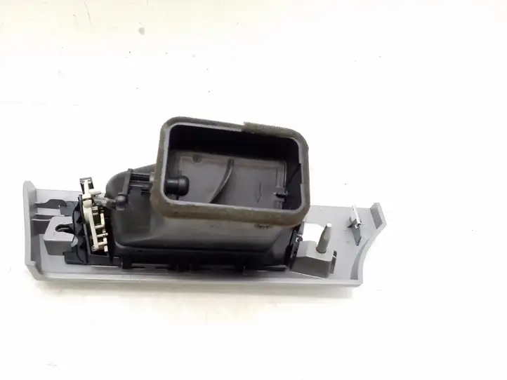 BMW 3 E90 E91 (2005 - 2012) 64229130 Боковой воздушный дефлектор — фото 5