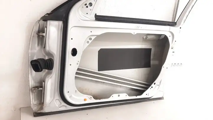 Mercedes-Benz C W204 (2007 - 2014) Дверь — фото 11