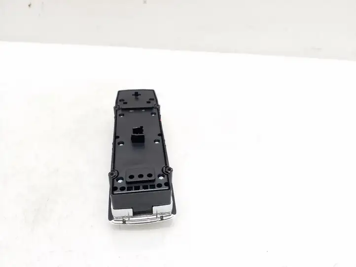 Mercedes-Benz C W204 (2007 - 2014) A2049055402 Блок кнопок стеклоподъемников — фото 5