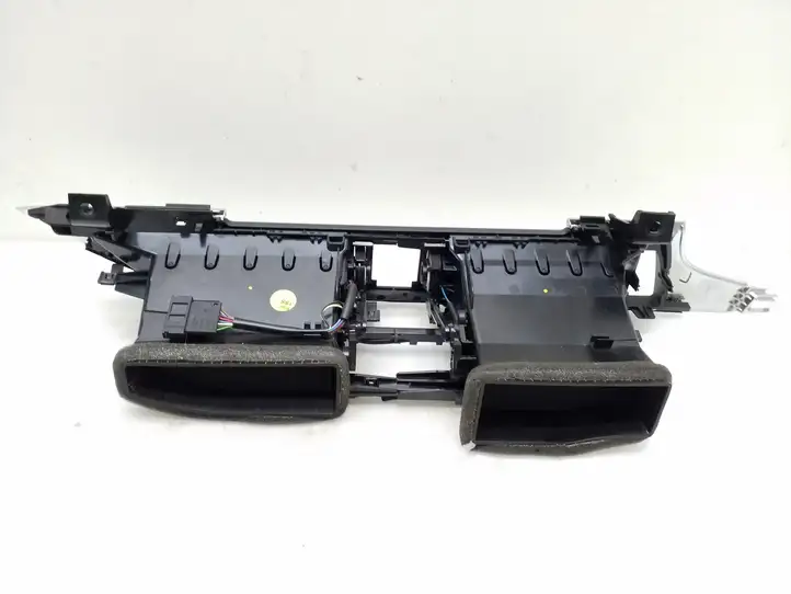 Audi A6 C7 (2011 - 2014) 4G1820951 Центральный воздушный дефлектор — фото 5