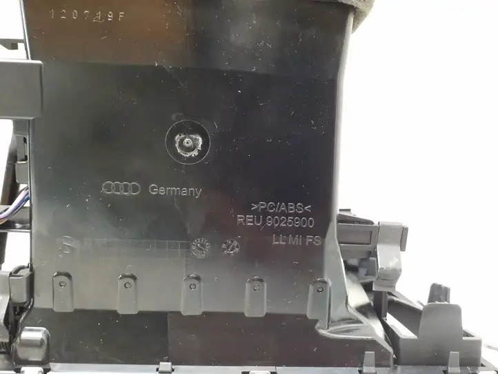 Audi A6 C7 (2011 - 2014) 4G1820951 Центральный воздушный дефлектор — фото 8