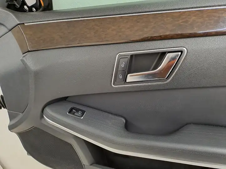 Mercedes-Benz E W212 (2009 - 2016) Дверь — фото 6