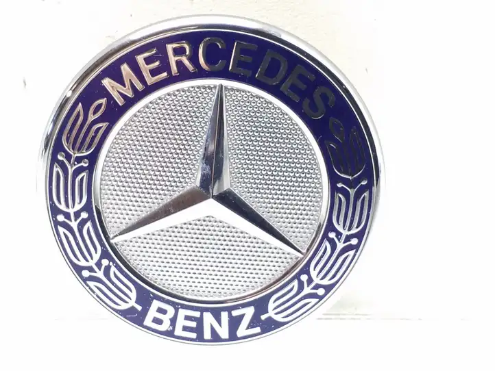 Mercedes-Benz E C207 W207 (2009 - 2017) 2078170316 Эмблемы и надписи — фото 1