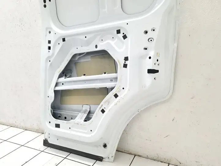 Ford Transit Courier (2014 - 2022) Боковая раздвижная дверь — фото 5