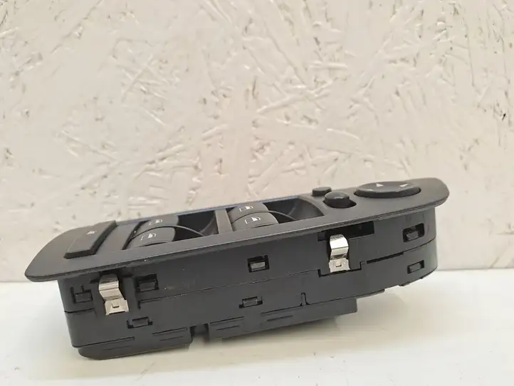 BMW 1 E81 E87 (2004 - 2011) 913207601 Кнопка стеклоподъемников — фото 2