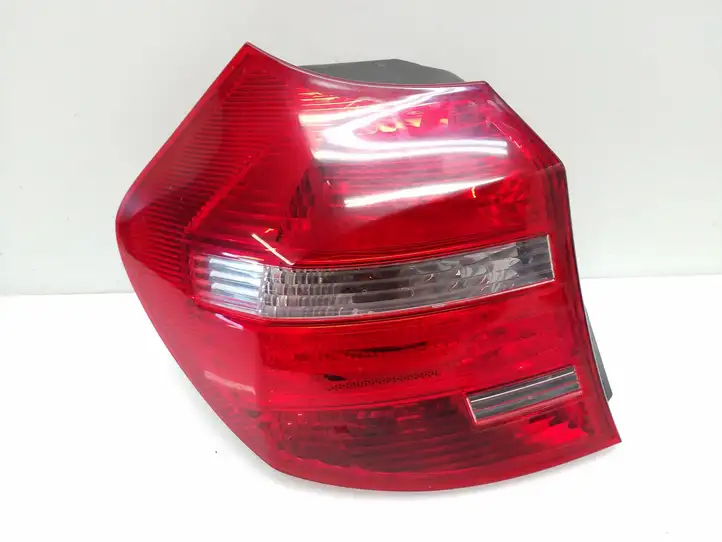 BMW 1 E81 E87 (2004 - 2011) 7164855 Задний фонарь в кузове — фото 1