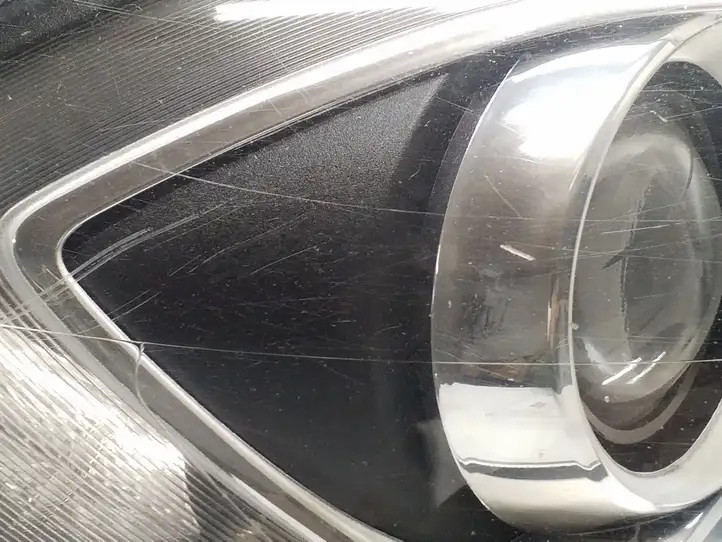Lancia Delta (2008 - 2014) 51824828 Передняя фара — фото 4