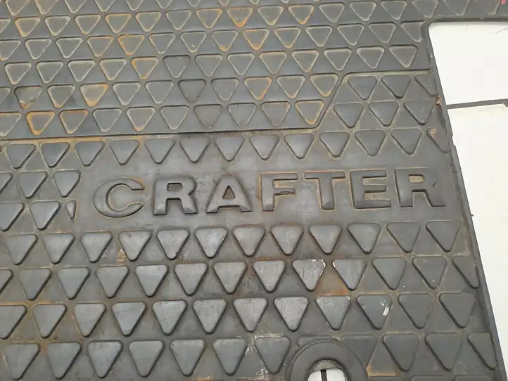 Volkswagen Crafter (2006 - 2016) 2E1061501041 Передний коврик салона — фото 4