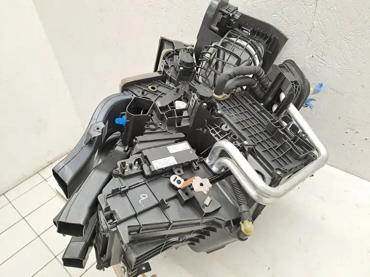 Ford C-MAX II (2015 - ) BV6N18K418E Комплект системы вентиляции салона — фото 3