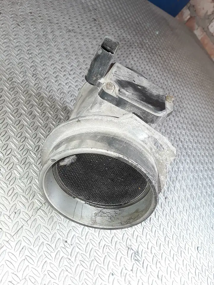 Audi A4 S4 B6 8E 8H (2000 - 2006) 059906461D Датчик массового расхода воздуха — фото 3