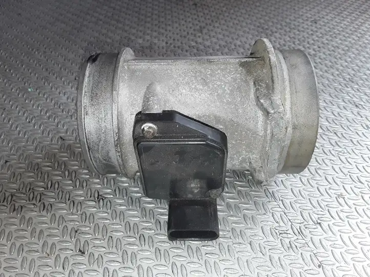 Audi A6 S6 C5 4B (2001 - 2004) 059906461D Датчик массового расхода воздуха — фото 3