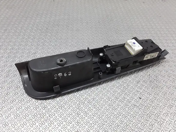 Toyota Corolla E120 E130 (2000 - 2004) 54355669B Кнопка стеклоподъемников — фото 2