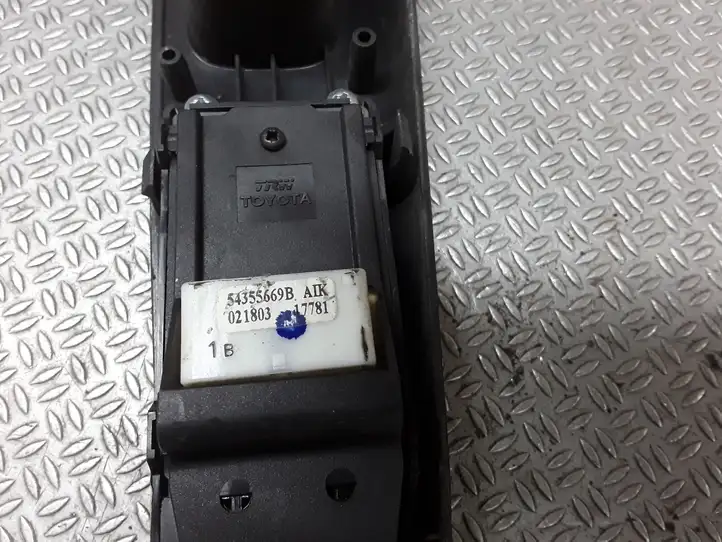 Toyota Corolla E120 E130 (2000 - 2004) 54355669B Кнопка стеклоподъемников — фото 3