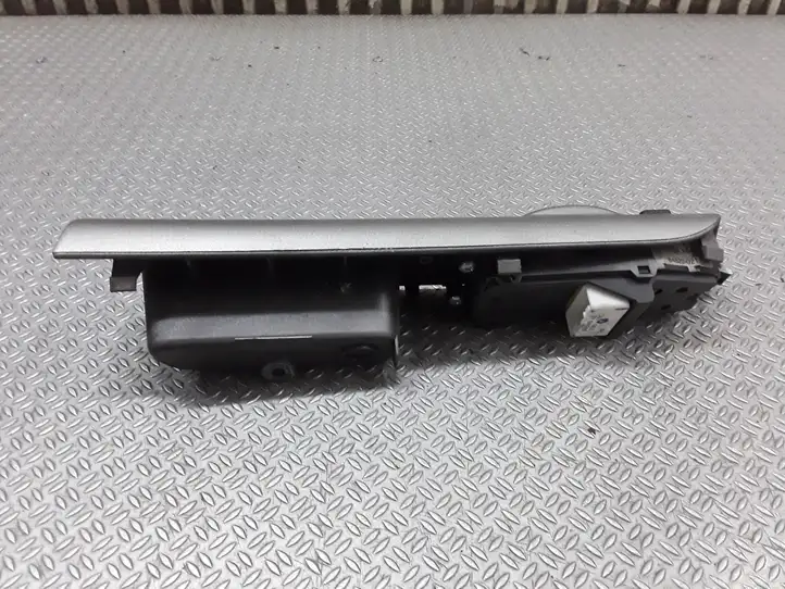 Toyota Corolla E120 E130 (2000 - 2004) 54355669B Кнопка стеклоподъемников — фото 4