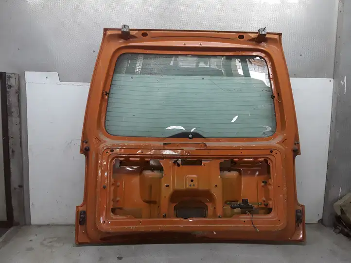 Volkswagen Caddy (2004 - 2010) Крышка багажника — фото 4