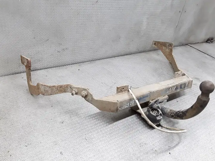 Peugeot Partner (2002 - 2008) Комплект буксировочного крюка — фото 1