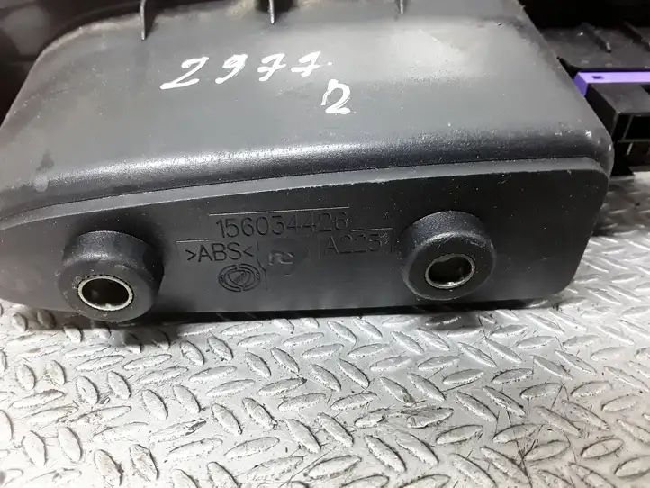 Alfa Romeo 156 (2002 - 2007) 156034426 Блок кнопок стеклоподъемников — фото 2