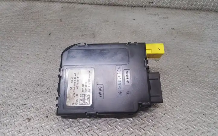 Skoda Octavia Mk2 (1Z) (2004 - 2013) 1K0953549AP Датчик угла поворота руля — фото 1