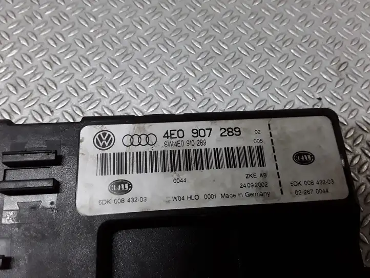 Audi A8 S8 D2 4D (1999 - 2002) 4E0907289 Модуль комфорта — фото 2