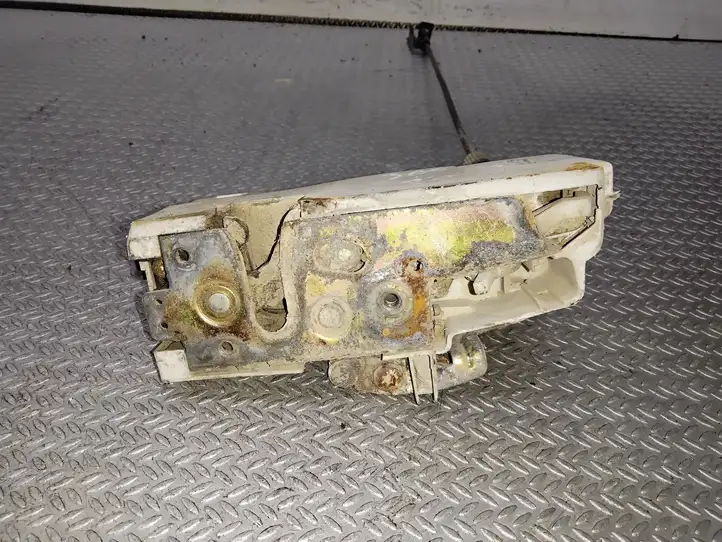 Volkswagen Sharan (2000 - 2003) 93BG220A20DD Замок задней двери — фото 3
