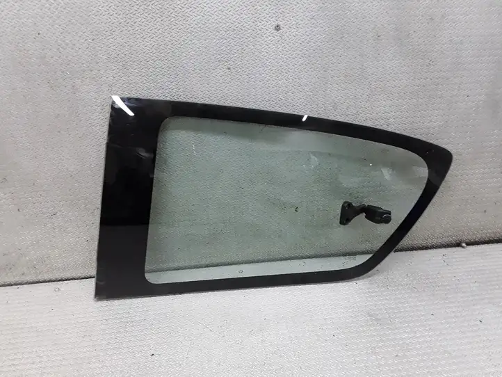Toyota Aygo AB10 (2005 - 2008) Стекло задней двери — фото 1