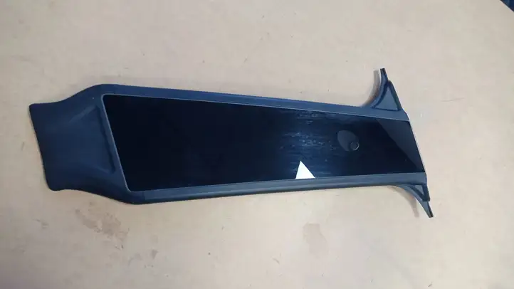 Tesla Model Y (2019 - 2024) 178529900B Наружная накладка стойки B — фото 1